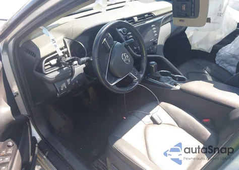 2020 Toyota Camry Xse z USA, uszkodzony, nr VIN 4T1K61AKXLU320223